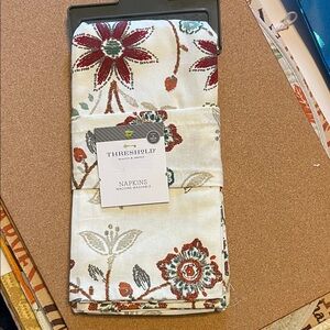 NWT - Vintage - Threshold Floral Patterned Napkins with Red/orange and Gray